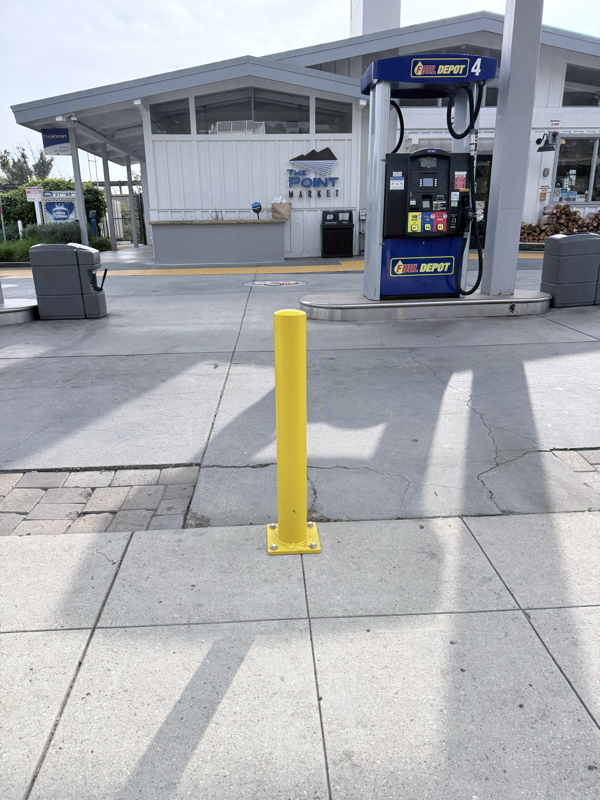 Pylon 4 position, photographed standing on December 21, 2025.