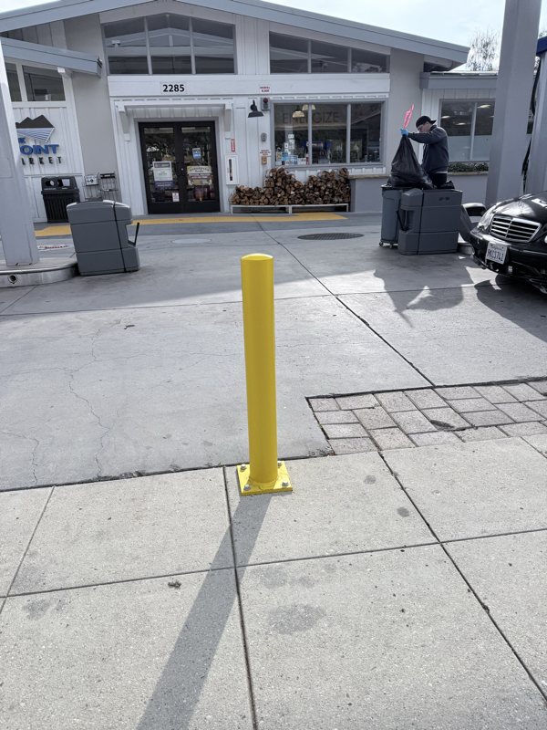 Pylon 6 position, photographed standing on December 21, 2025.